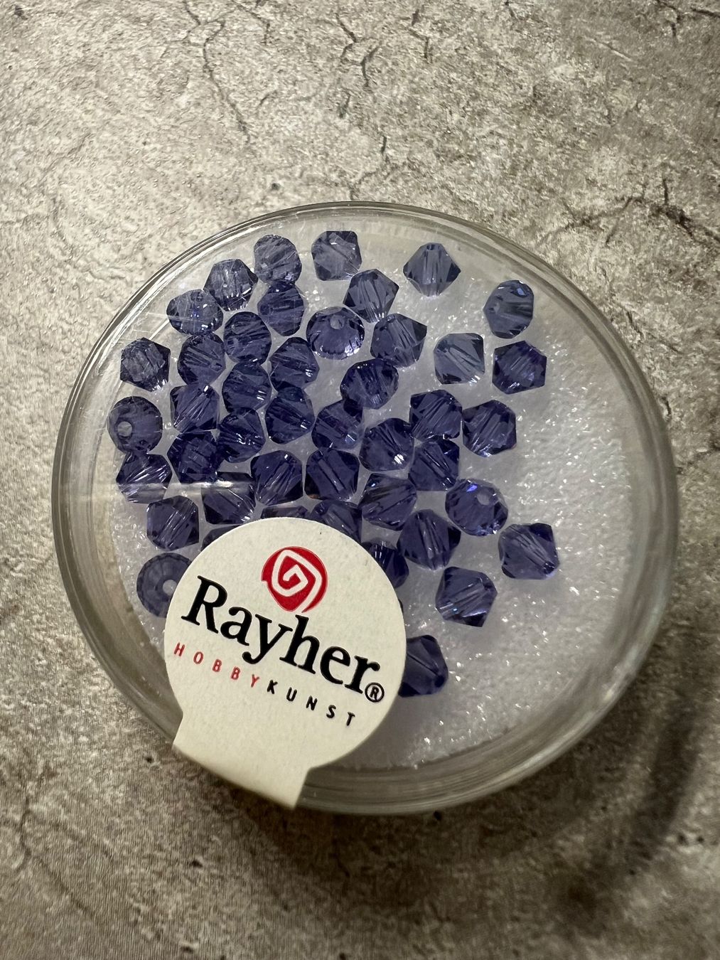 Perle (finte): Rayher / Swarovski Perlen 4mm – Nuovo e nell'imballaggio originale da Stein AG venduto da Anastasia_Asya