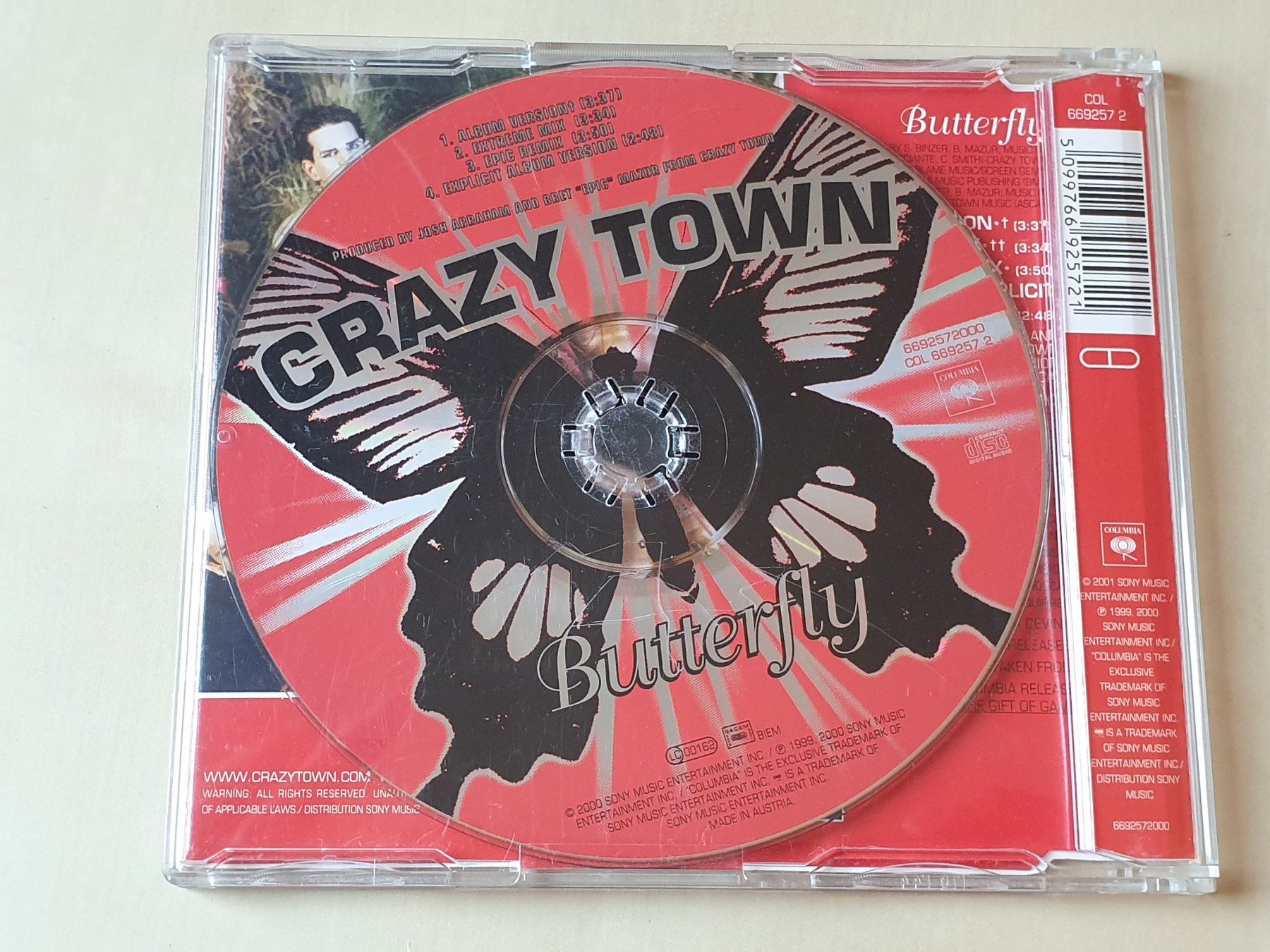 CDs: Crazy Town Butterfly – D'occasion à Stansstad par collectorsshop 1