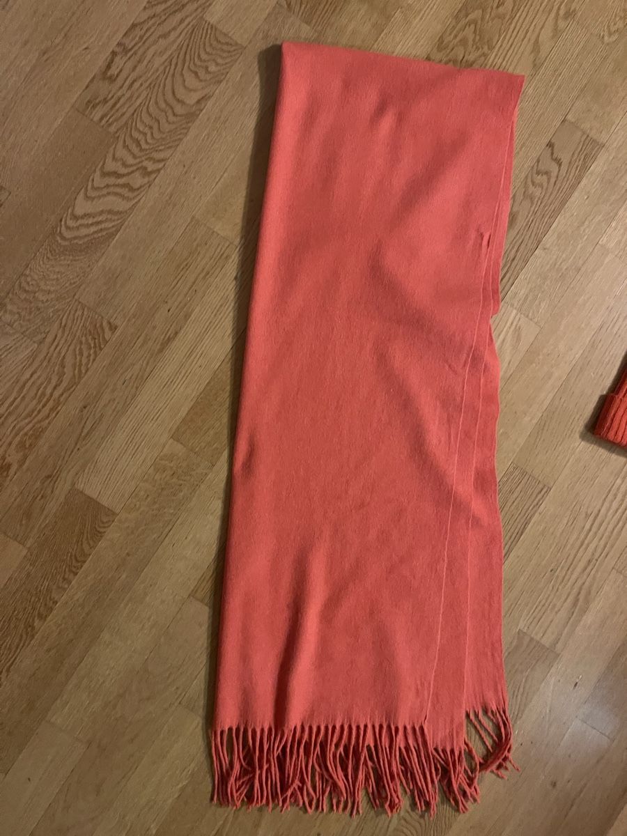 Foulard & Sciarpe: Schal OPUS 66X200cm mit Kaschmir Anteil – Usato da Rüschlikon venduto da Lajniii
