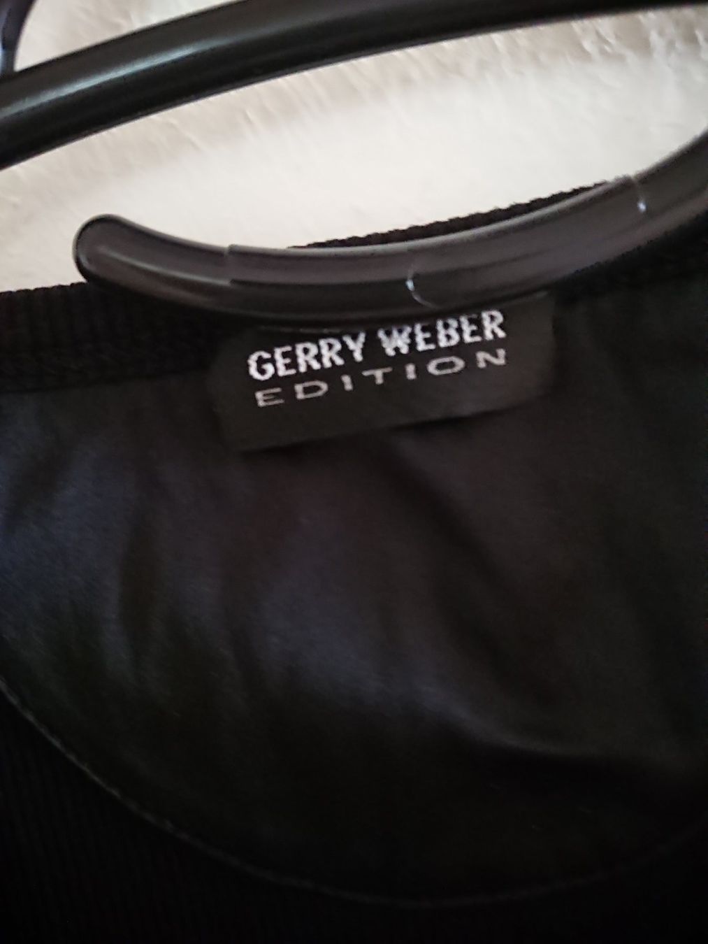 Gerry Weber T-Shirts: Shirt Jacke Gerry Weber Gr. S Schwarz – Gebraucht aus Hallau von CHACLA 1