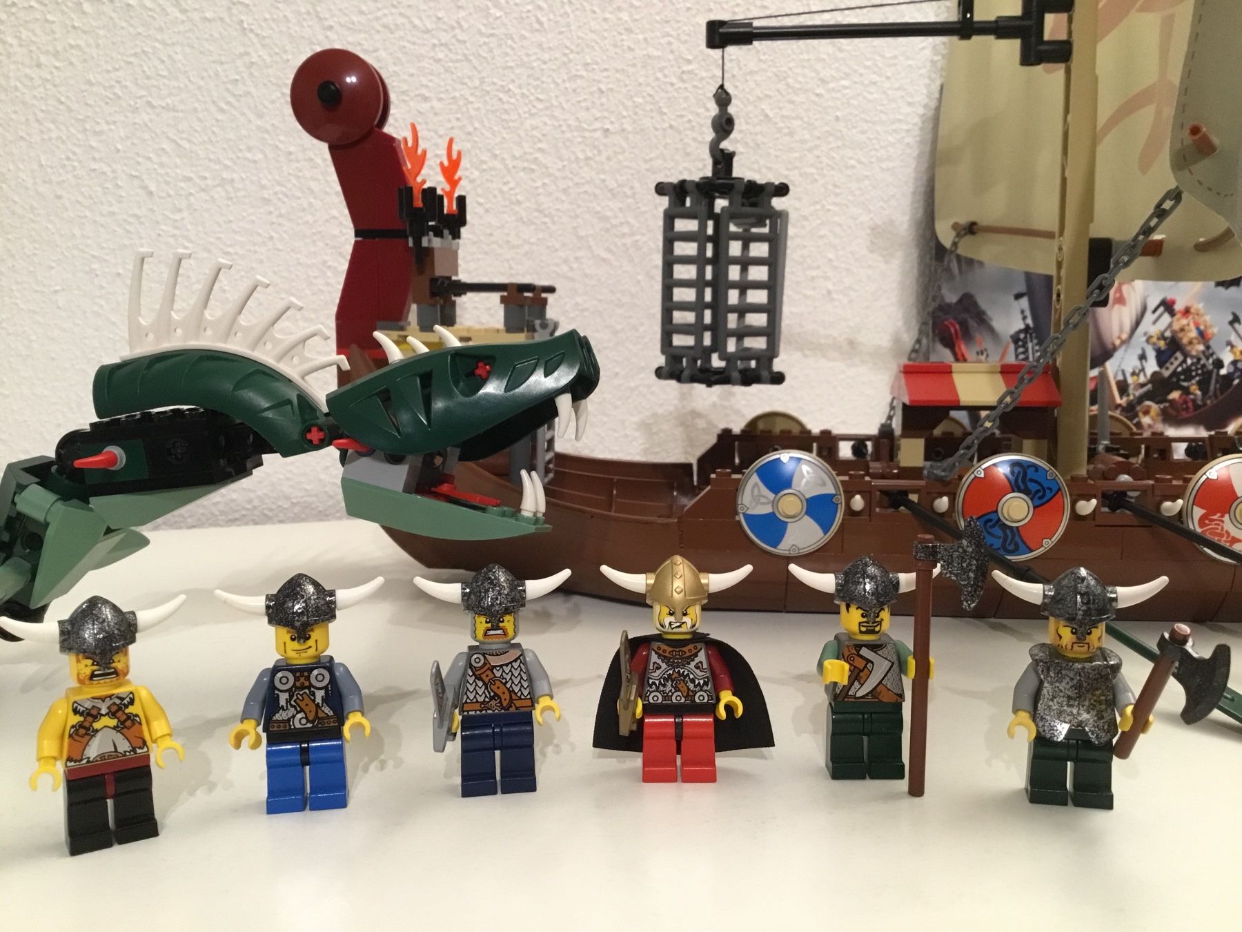Lego Kit di costruzioni: Lego Vikings Viking Ship challenges the Midgard Serpent 7018 – Usato da Willisau venduto da BettyBond 2