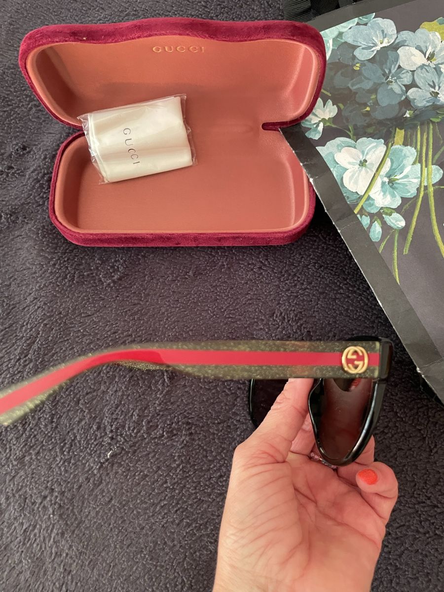 Gucci Occhiali & Lenti: Gucci Sonnenbrille Original – Nuovo (secondo la descrizione) da Zürich venduto da cosmic_mariposa 4