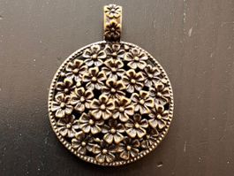 Amulett/ Anhänger Blumen