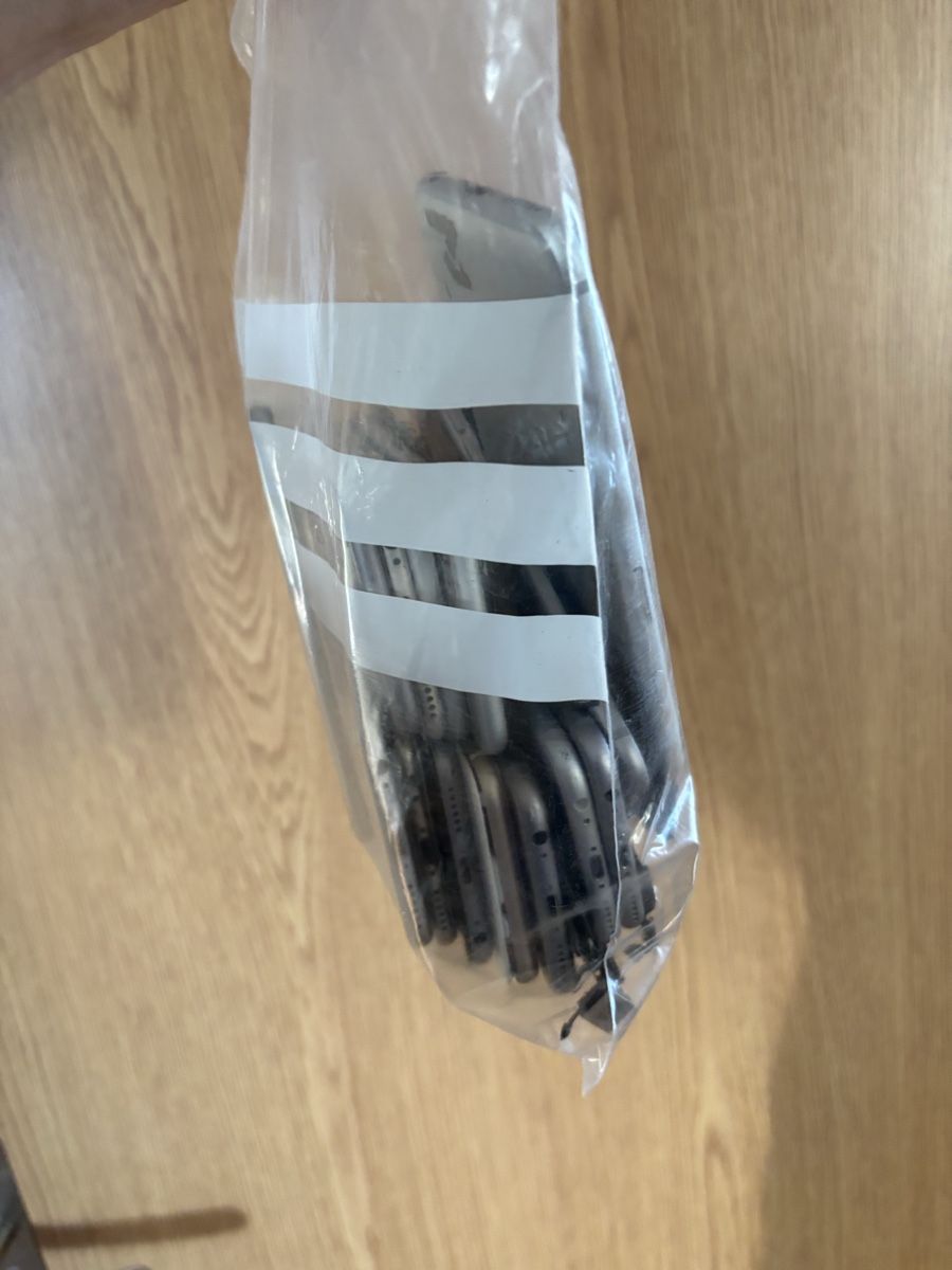 Apple Telefoni cellulari / Smartphones: Lot pièces iPhone 6 – Usato da Vicques venduto da samyboy 1