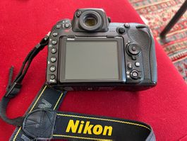 Nikon D500