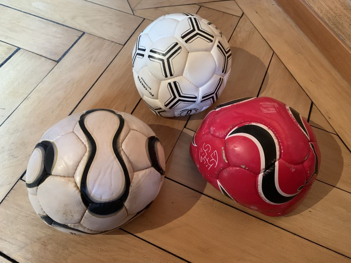 Palloni: 3er Set Fussbälle – Usato da Aarburg venduto da 2..0