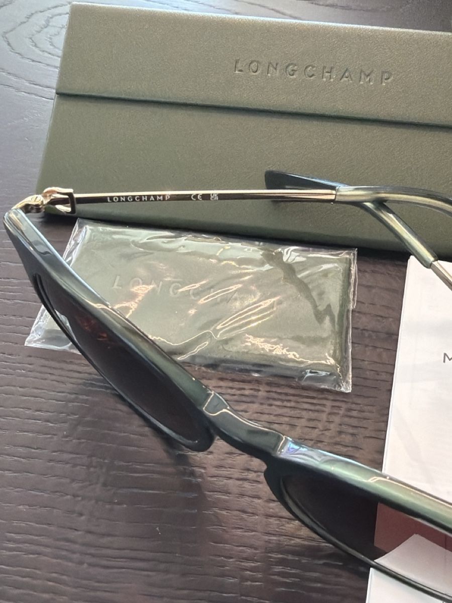 Longchamp Occhiali & Lenti: Longchamp Sunglasses Case and Cloth New – Nuovo (secondo la descrizione) da Baden venduto da apputora 2