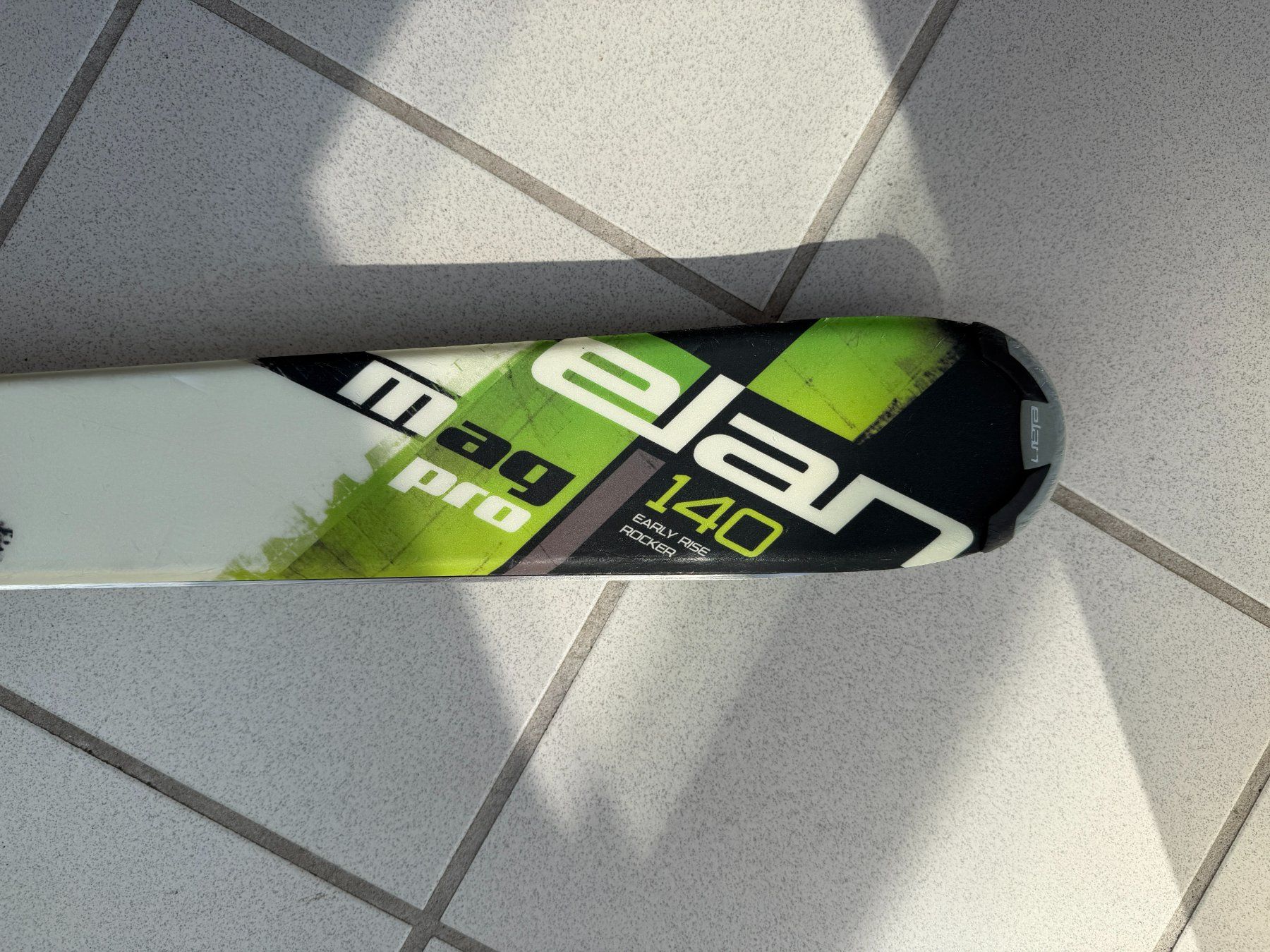 Sci: Gebrauchte Elan Ski 140 cm – Usato da Volketswil venduto da pet_fvd8 3