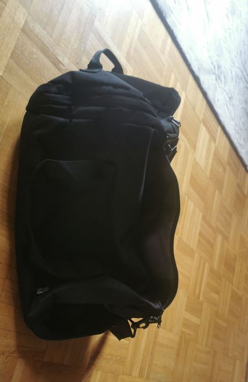 Borse: Schwarze, robuste Reisetasche - Ideal für den Sommer! – Nuovo (secondo la descrizione) da Laufen venduto da Daraja