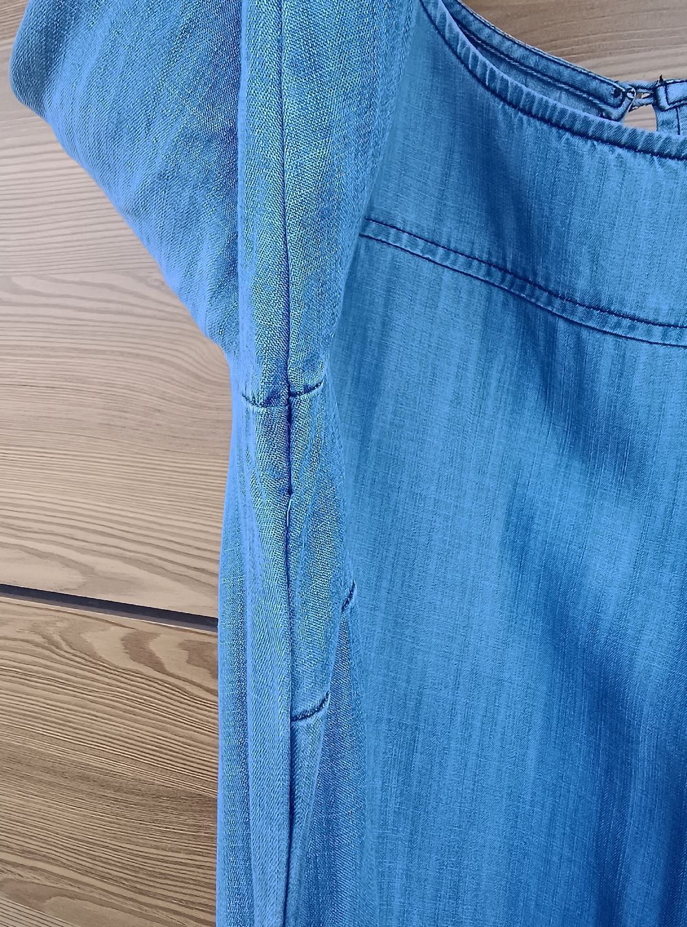 Vestiti: Robe en lyocel / jean clair Violeta by Mango taille L – Nuovo (secondo la descrizione) da Genève venduto da Brachiopode 3