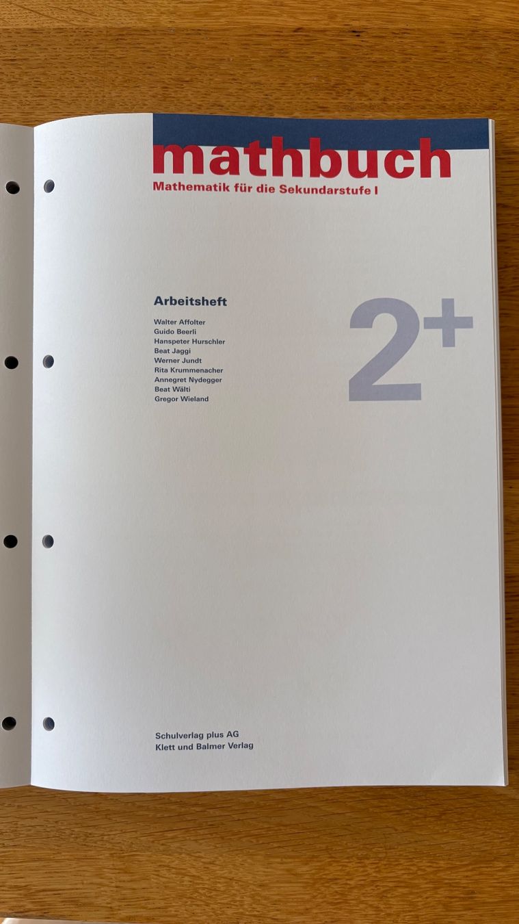 Livres: Mathbuch Arbeitsheft 2. Sek inkl. Lizenznummer – D'occasion à Bauma par Lieverd01 3