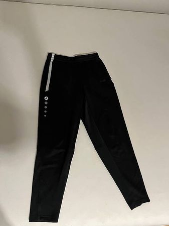 JAKO Trainerhose Gr. 11-12Y