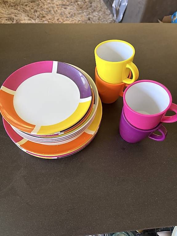 Services de table: Campinggeschirr Set – D'occasion à Wimmis par Berni78 1
