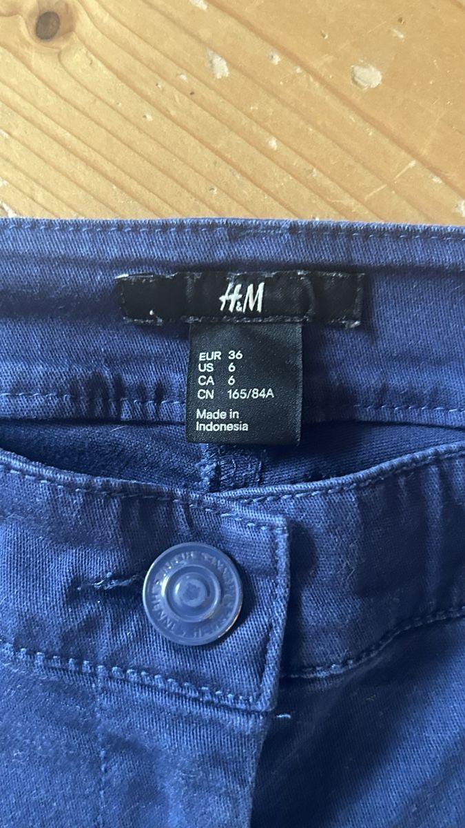 Pantaloni: H&M Hose, Gr. 36, dunkelblau – Usato da Frenkendorf venduto da ana_h7dx 5