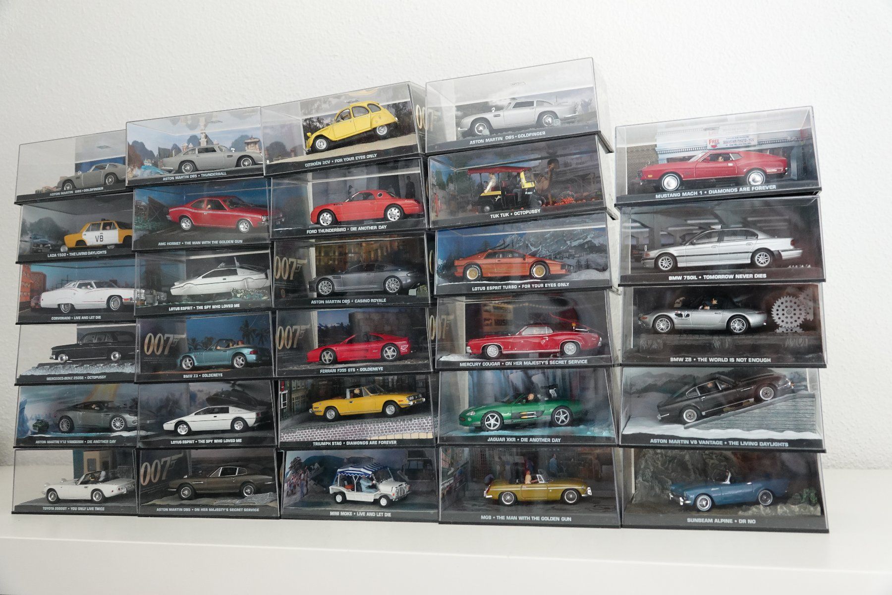 Modellautos: James Bond Auto Sammlung – Gebraucht aus Muri AG von Tulura10
