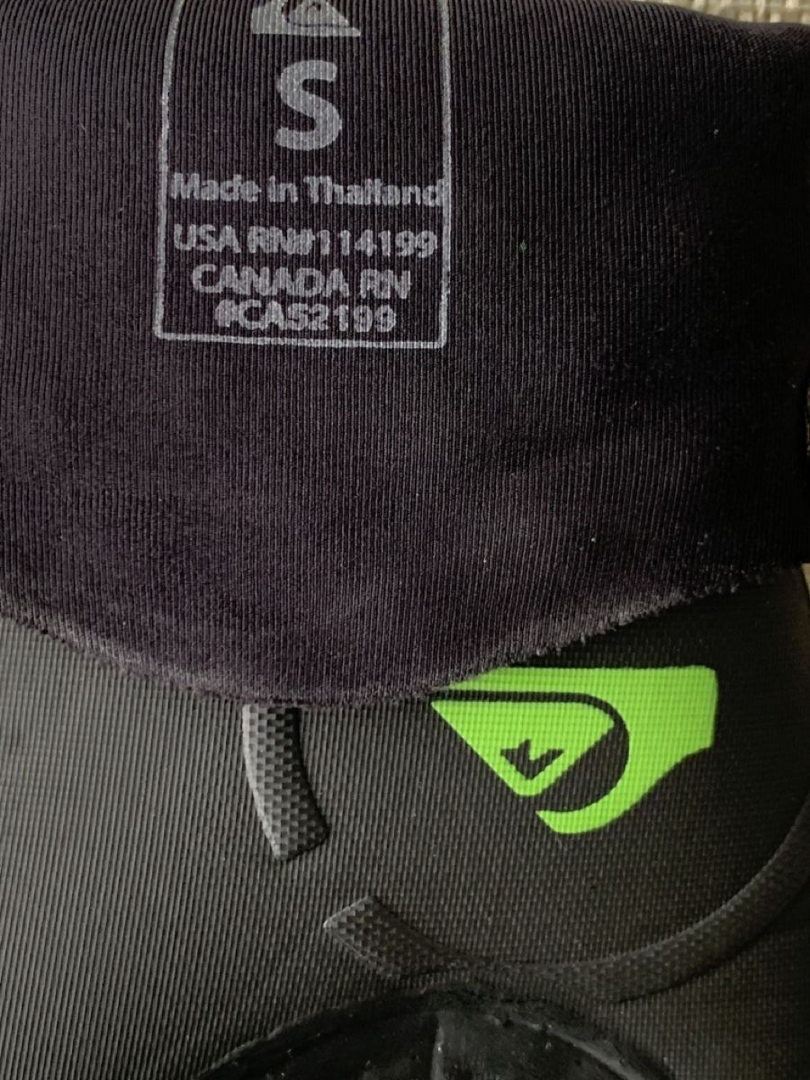 Quiksilver Guanti & manicotti: Handschuhe Quiksilver Grösse S Neopren. – Nuovo (secondo la descrizione) da Staufen venduto da Bilancia06 2