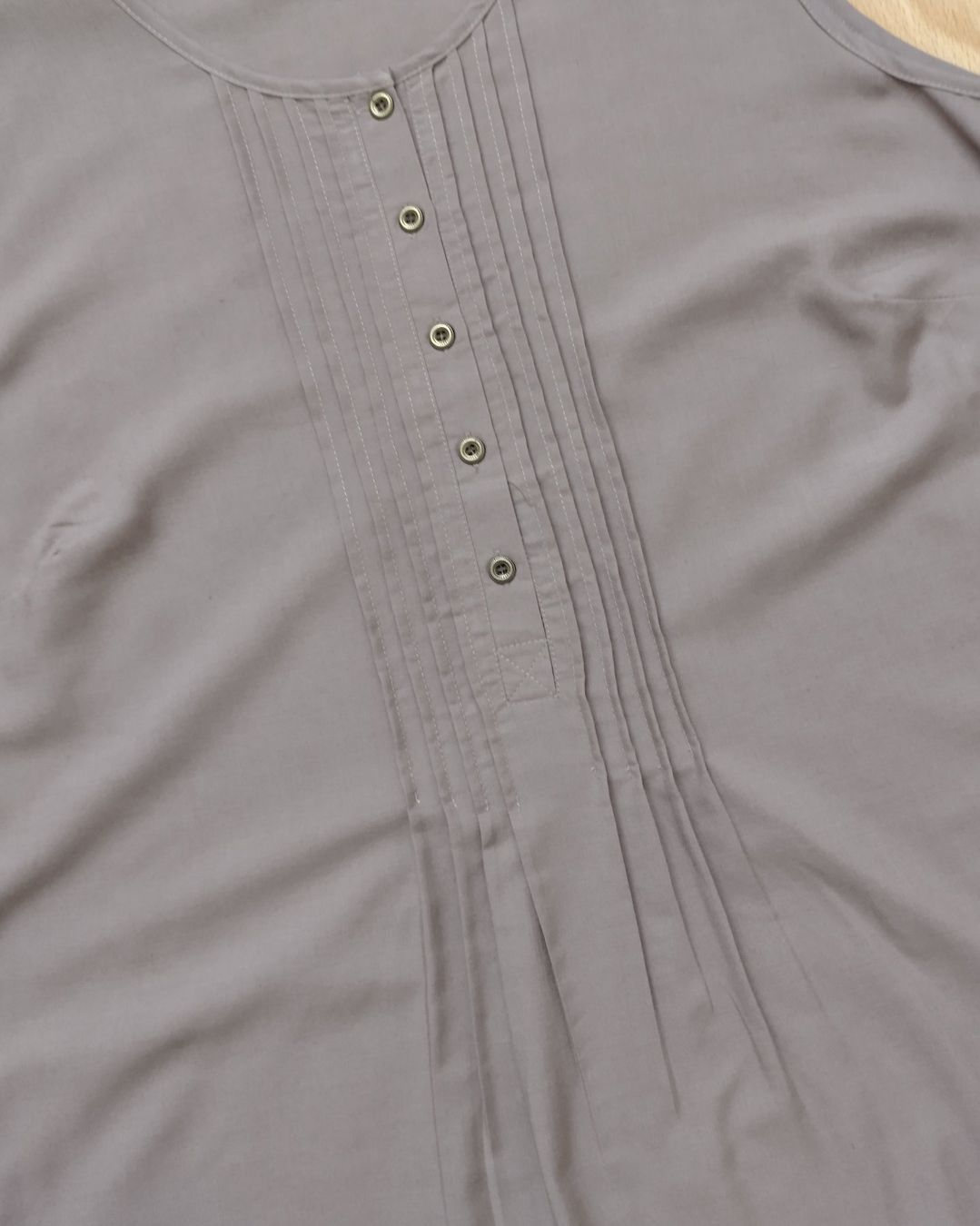Tuniche: DAMEN SHIRT TUNIKA – Usato da Romanshorn venduto da Stubsinator 1