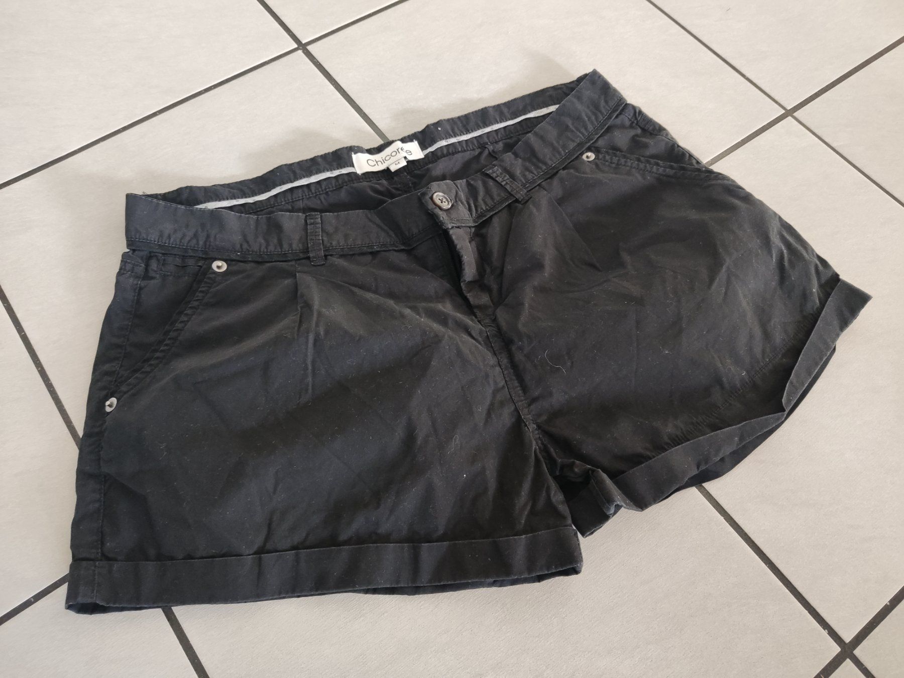Pantaloni: Schwarze Mädchen Sommerhose Grösse M – Usato da Kriens venduto da rinzmann