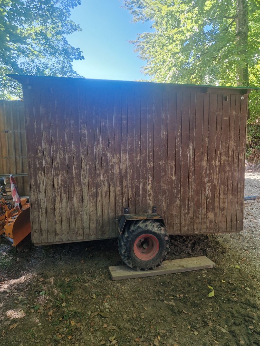 Anhänger: Bauwagen  – Gebraucht aus Sumiswald von ForstCounty 1