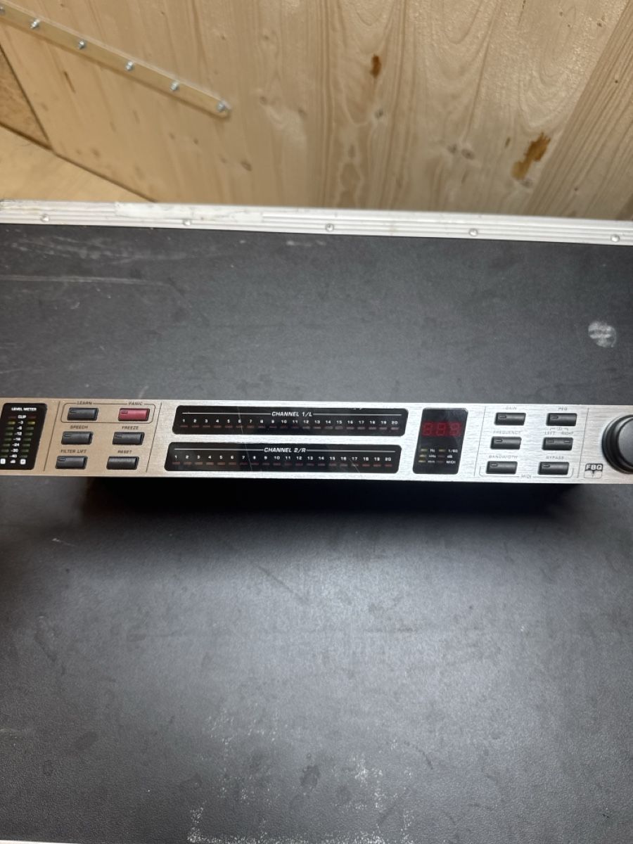 Behringer Equalizer: Behringer FBQ2496 Feedback Destroyer Pro digital EQ – Gebraucht aus Goldingen von DDietziker