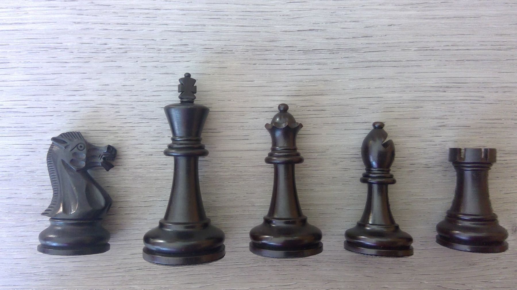 Giochi: Schachfigurenset – Nuovo e nell'imballaggio originale da Zizers venduto da Zigity 2