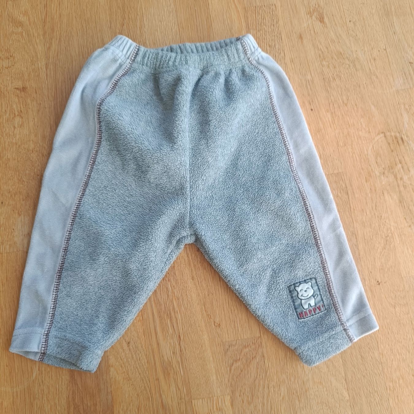 Hosen: Trainerhose Grösse 68 – Gebraucht aus Jaberg von urig17.