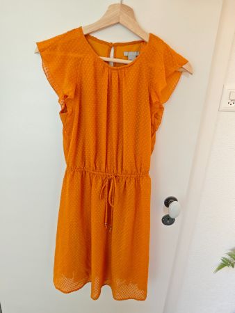 Robe orangée