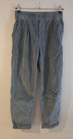 Cordhose von United Colors of Benetton (Grösse XS) - WIE NEU