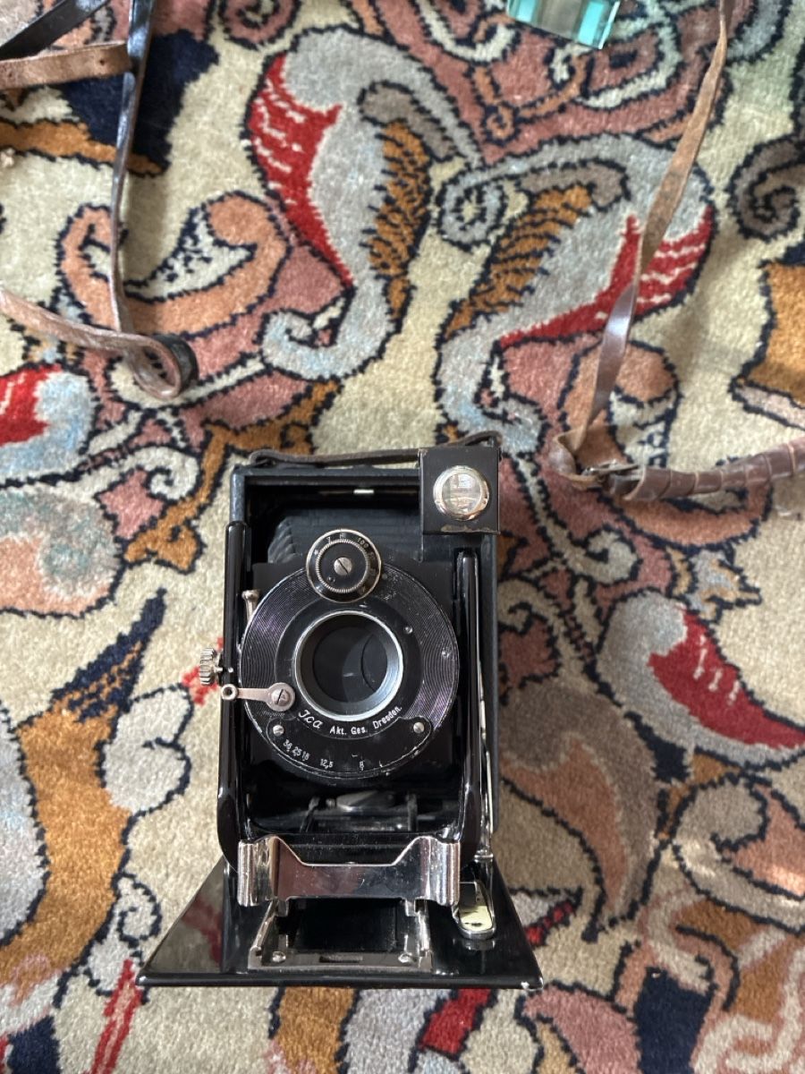 Fotocamera: ica trix 185 sans objectif  – Difettoso da Le Grand-Saconnex venduto da aur_27hl