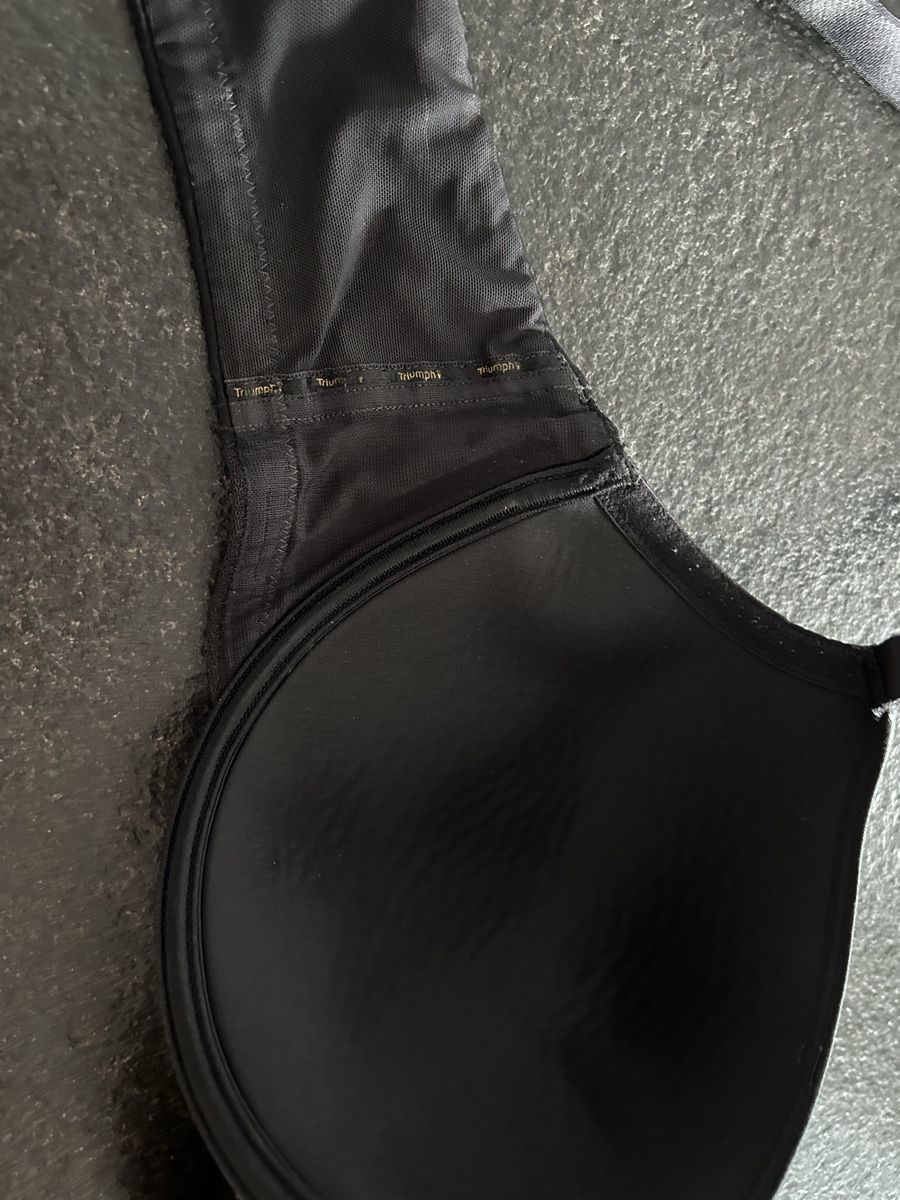 Triumph Sonstige Unterwäsche: Schwarzer BH, Excellence Essence, Grösse 85D, Top! – Gebraucht aus Leuzigen von nora999 3