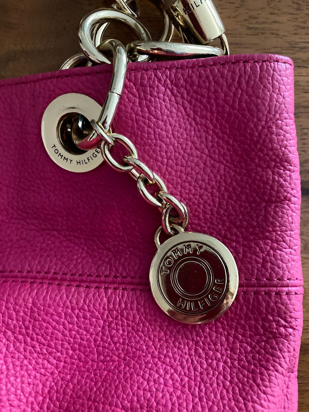 Taschen für Damen: Sac Tommy Hilfiger – Gebraucht aus Môtier (Vully) von Flocons 2