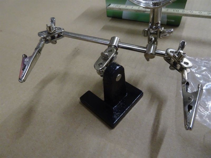 Altro per Ottica: Löthilfe bzw.3Hand mit Lupe Ø62mm – Nuovo e nell'imballaggio originale da Necker venduto da liq24 2