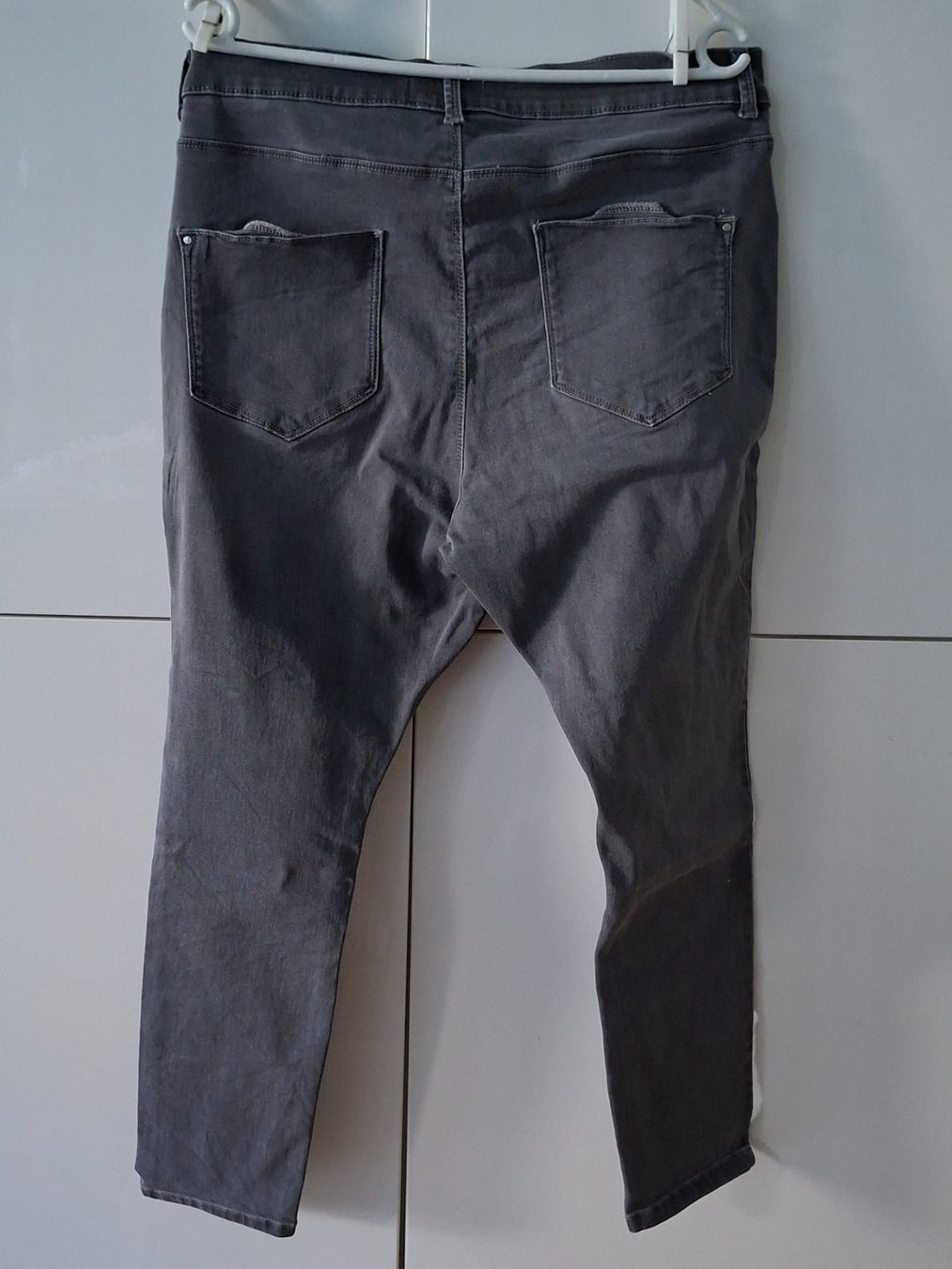 Jeans: Skinny Jeans Grösse 46 – Nuovo (secondo la descrizione) da Schliern b. Köniz venduto da Lanka02 1
