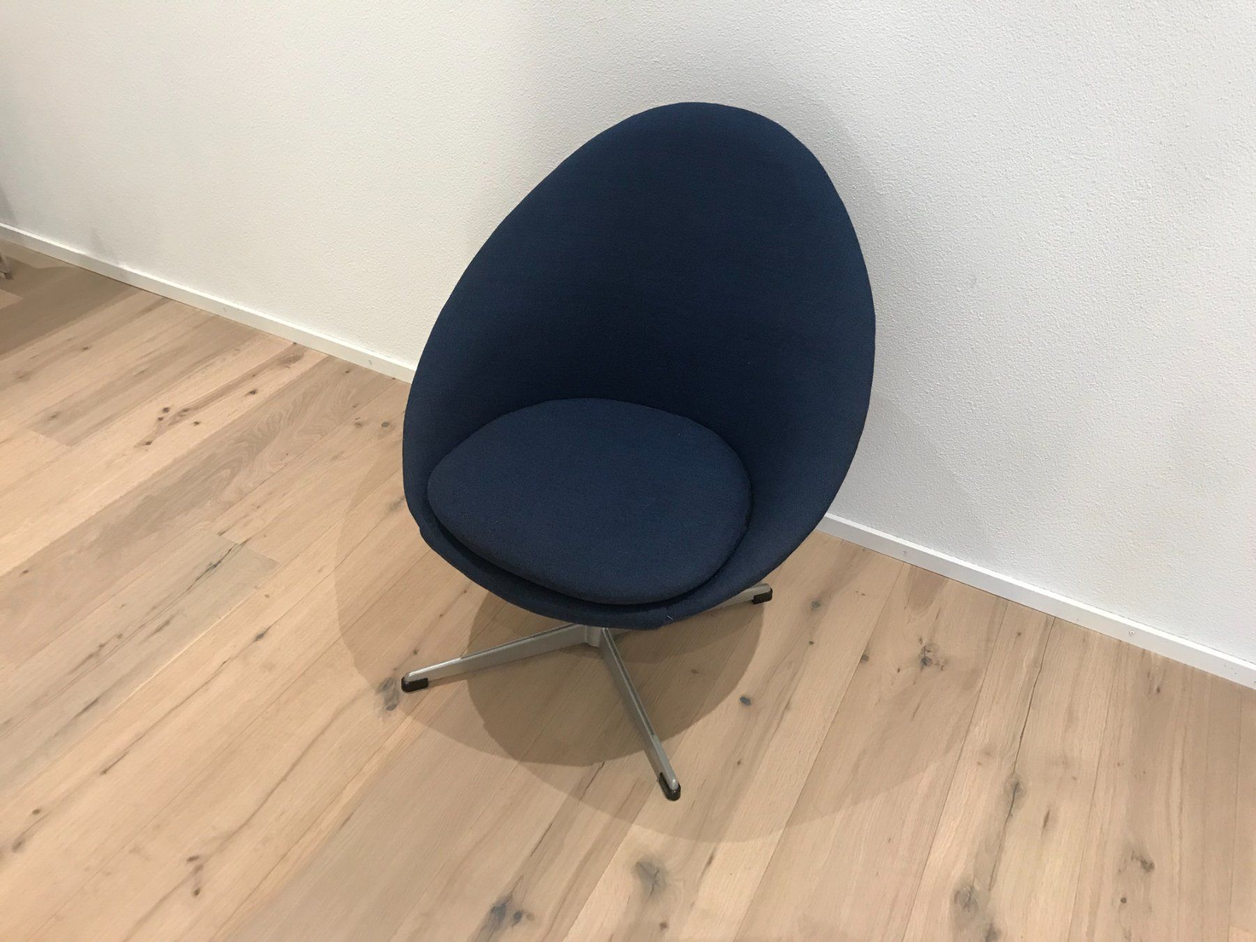 Poltrone: Design Drehstuhl in Blau 60er – Usato da Gersau venduto da pd-design-and-art 2