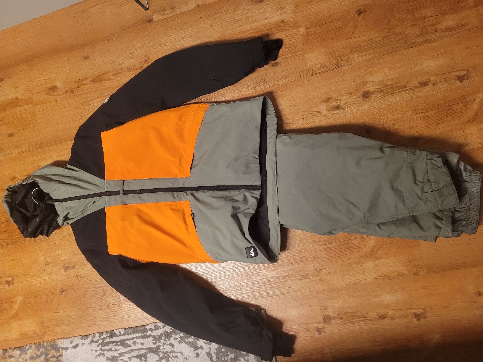 Quiksilver Anzüge: quicksilver gr 164 skianzug – Gebraucht aus Schalunen von Sunneschiin09