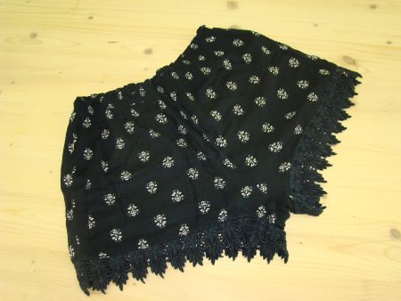 Sommer Shorts von Chicorée, Grösse S schwarz-weiss gemustert