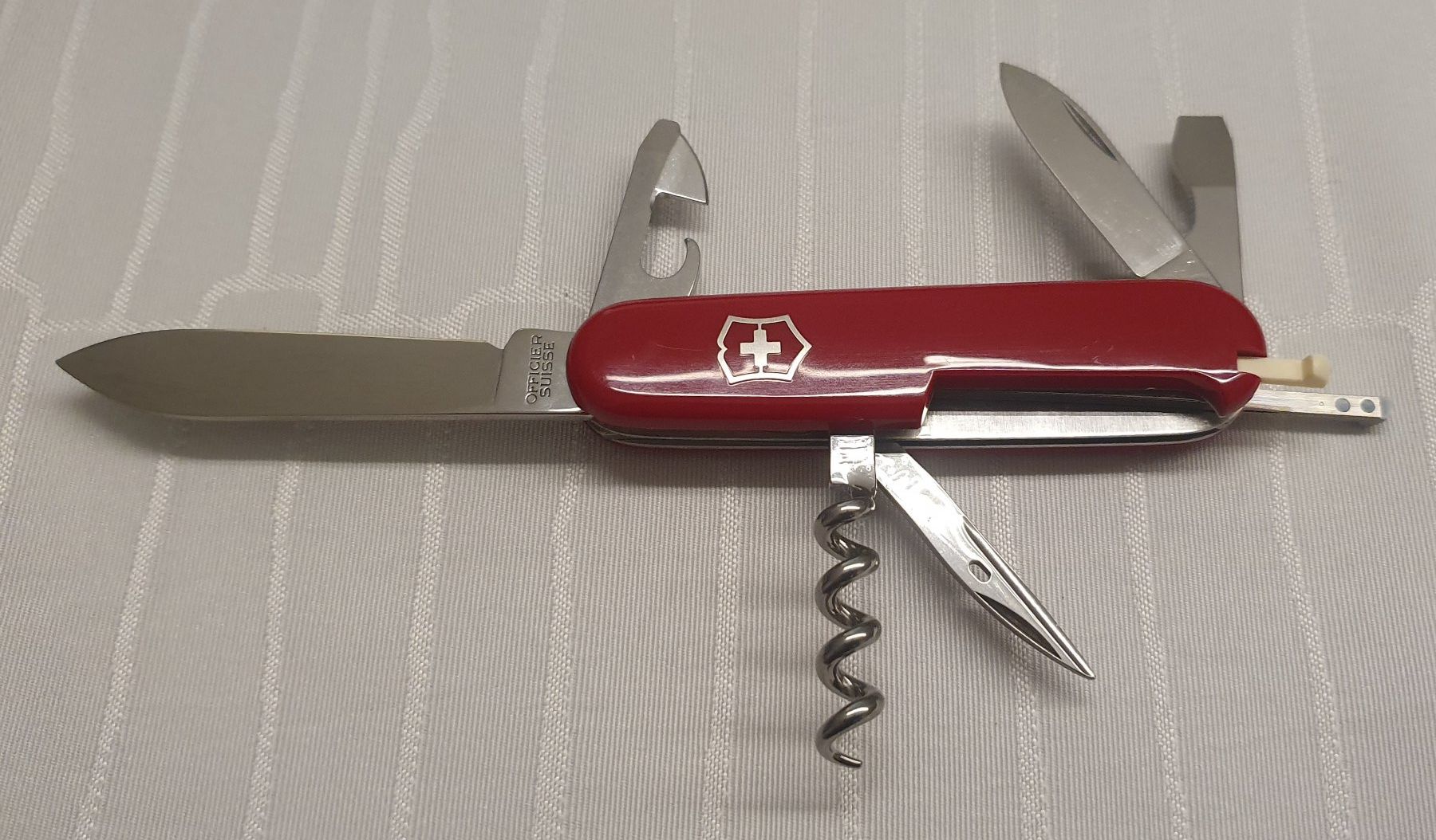 Victorinox Taschenmesser: 3 Victorinox Sackmesser mit Logo – Gebraucht aus Härkingen von MarianneSi 7