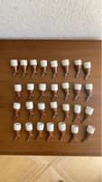 29 antike kleine Pfeifenköpfe weiss-braun