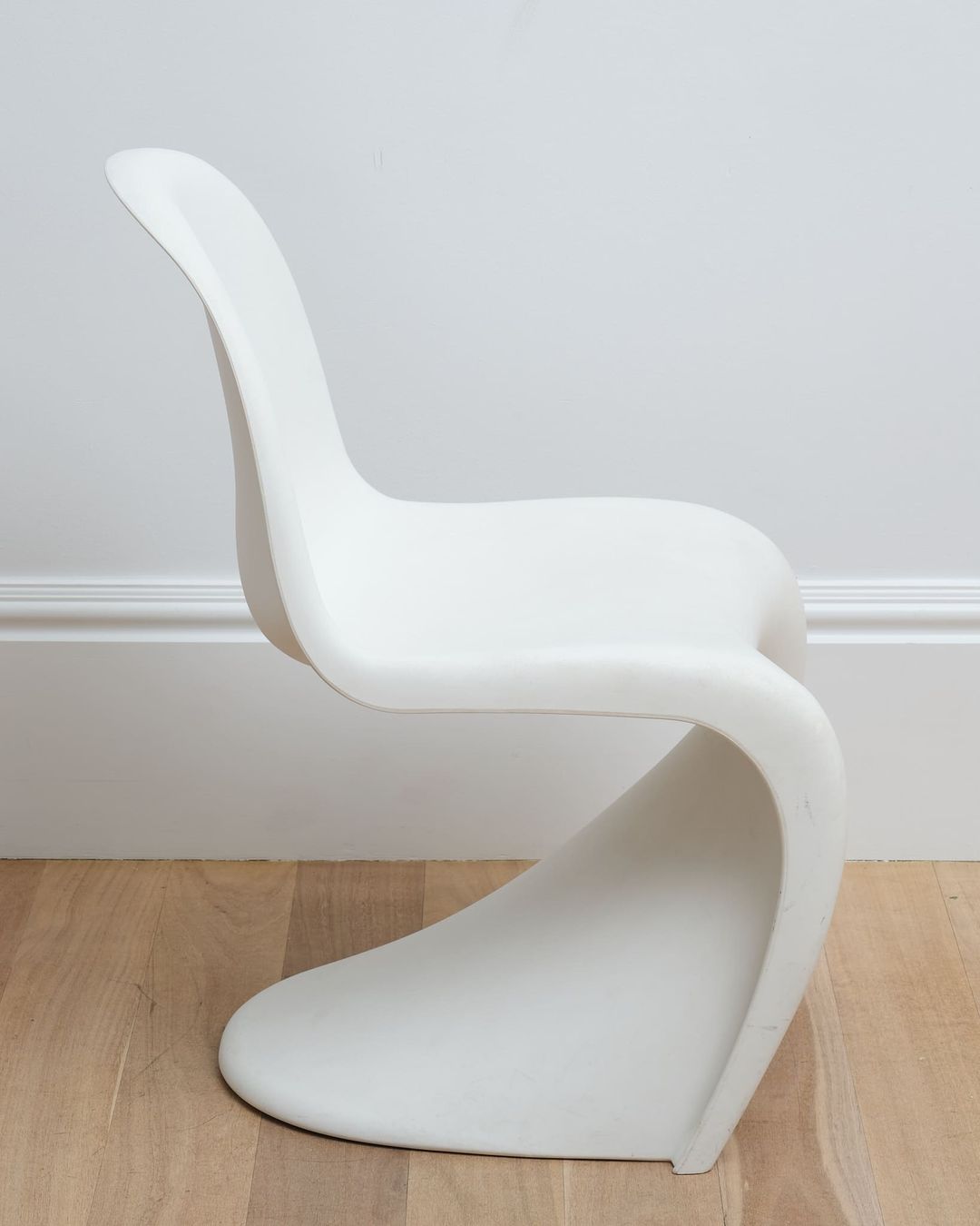 Vitra Sedie: Vitra Panton Stuhl Weiss 1x – Usato da Zug venduto da mikey1130 1