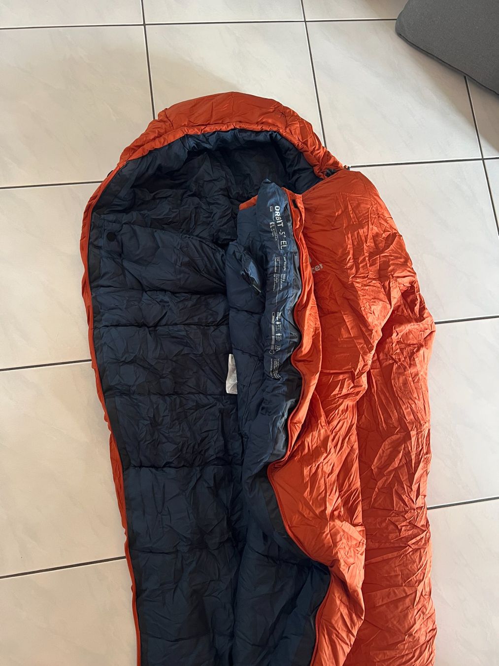 Deuter Schlafsäcke: Deuter Orbit -5° Kunstfaserschlafsack – Gebraucht aus Horn von timosidler 1