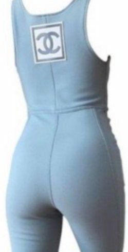 Chanel Completi & Tailleur: Chanel Skianzug / combinaison de ski .34 – Usato da Collonges venduto da Auganien