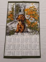 VINTAGE Kalender-Tuch ALBA 1977 Dackel auf Gartengehweg