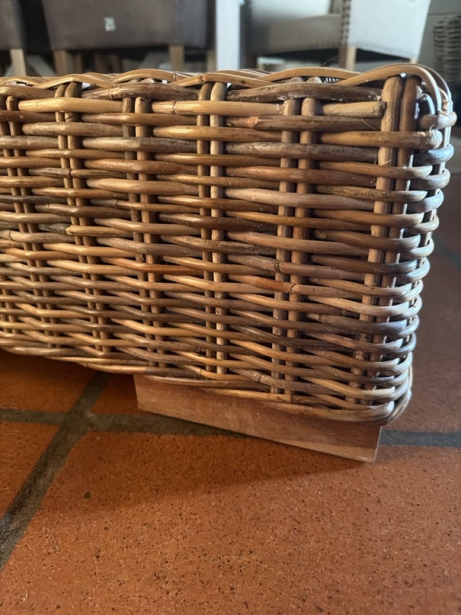 Tavoli: Salon Tisch WZ Rattan Wicker  – Usato da Fehraltorf venduto da Erdo81 2