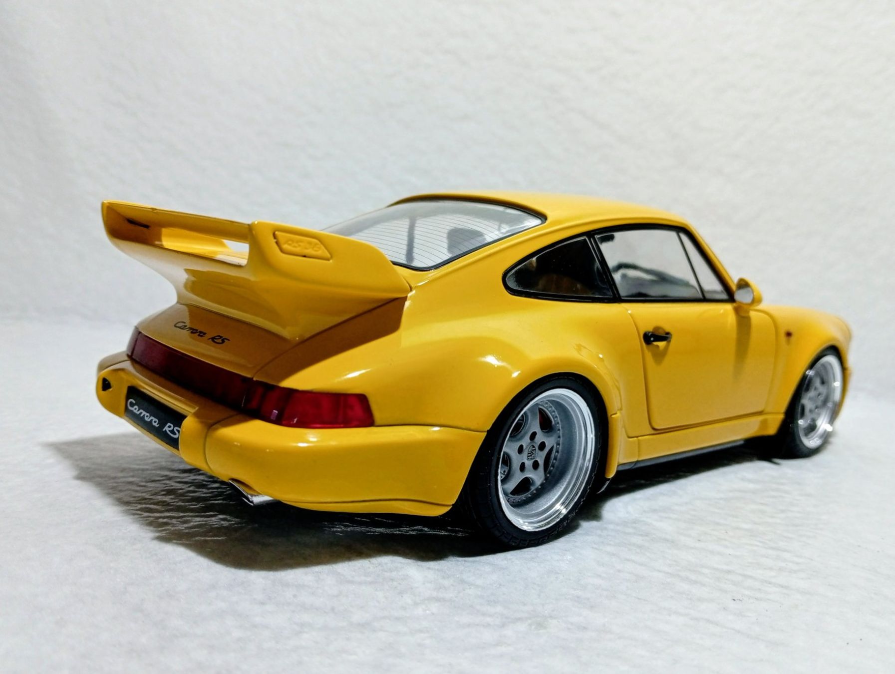 Porsche Modellini d'auto: Porsche Carrera 911 3.8 RS – Nuovo e nell'imballaggio originale da Huttwil venduto da Secondtrain 1