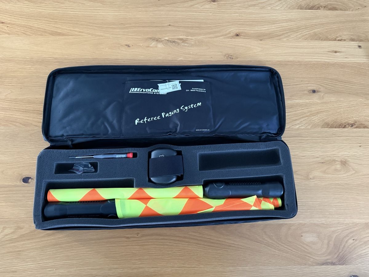 Bandiere: Referee Paging System® SRA Fahnen – Nuovo (secondo la descrizione) da Zollikofen venduto da Schmatty1 2