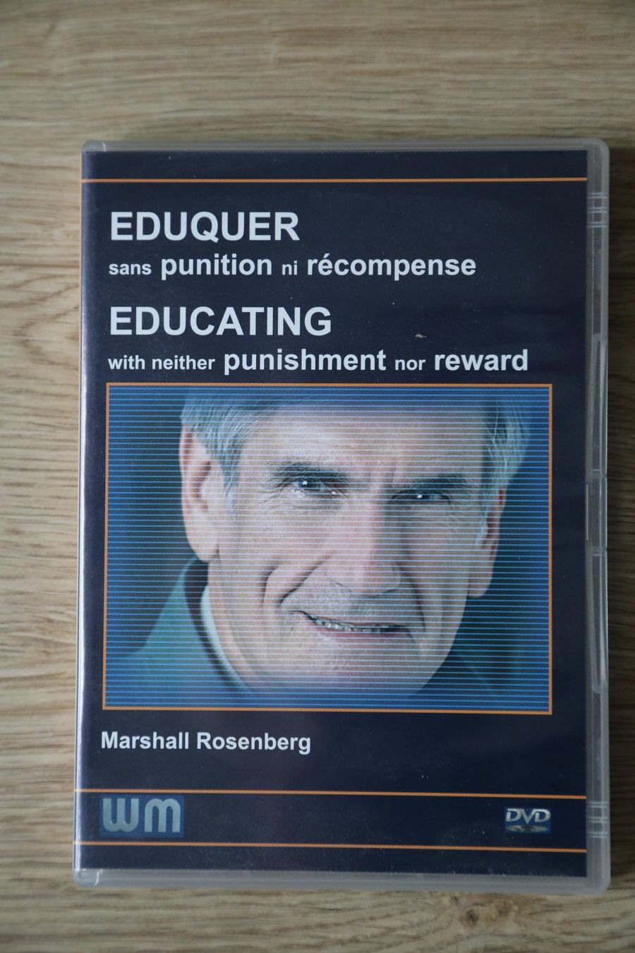 Tutti i DVDs: DVD Éduquer sans punition ni récompense      En français – Usato da Porrentruy venduto da tupatup