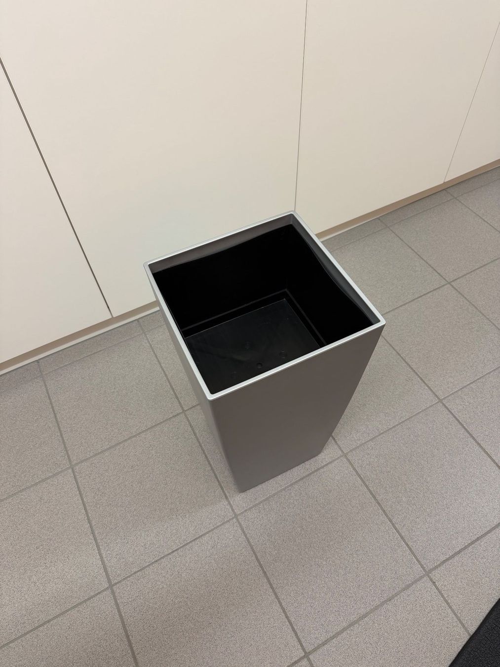 Vasi per fiori: Übertopf für Hydropflanze – Usato da Buonas venduto da pet_zgr6 1