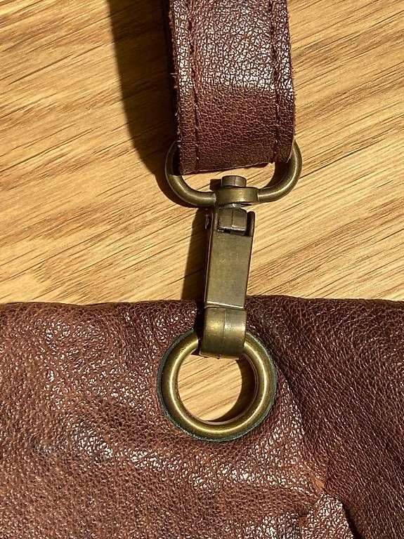 Borse da donna: Echtledertasche, neuwertig – Usato da Nidau venduto da Ayla_ 3
