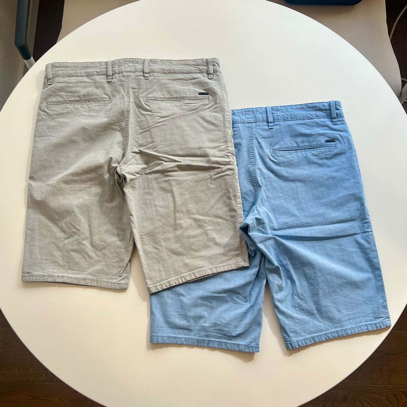 Hugo Boss Pantaloni: Boss Chino-Shorts Slim-Fit – Usato da Urtenen-Schönbühl venduto da MiMeBe 1