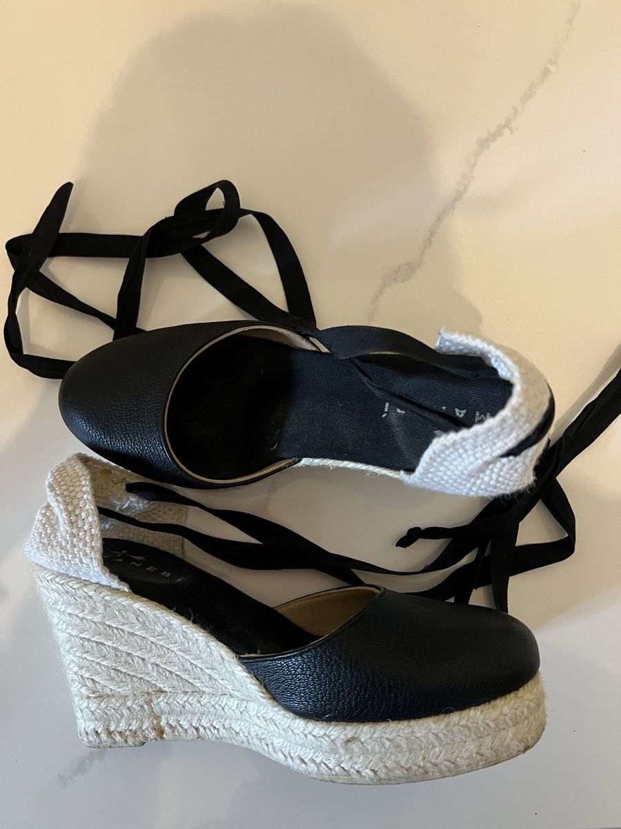 Damenschuhe: Zeppe Manebi con lacci neri – Gebraucht aus Sonvico von gborella 1